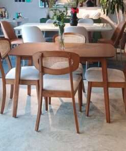 JUEGO DE COMEDOR 4 SILLAS COLOR MARRON